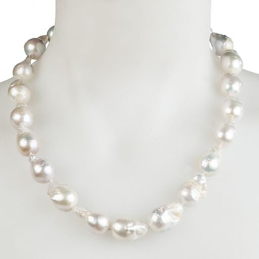Baroque Pearl Bamboo Clasp Necklace
