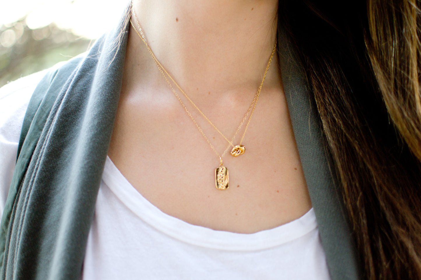 Small Knot Necklace